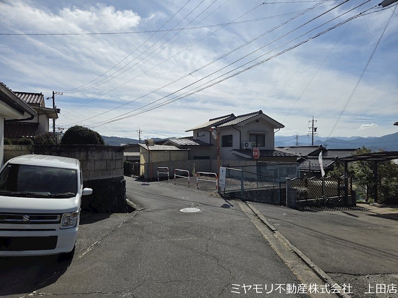 上田市緑が丘2丁目　中古戸建 現地写真