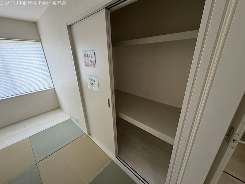 長野市丹波島第３　新築戸建１ 内観写真（収納）