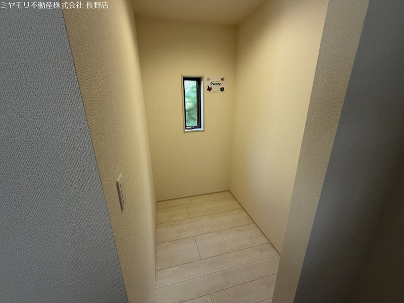 長野市丹波島第３　新築戸建１ 内観写真（収納）