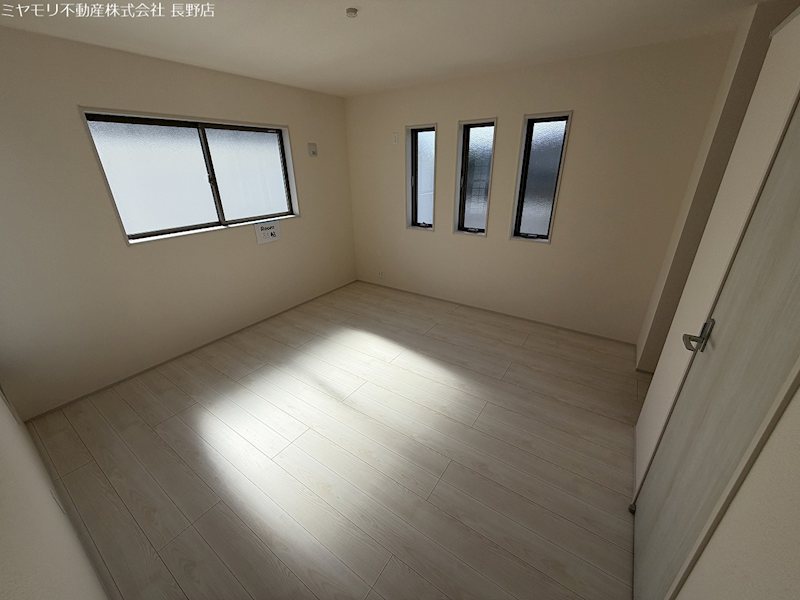 長野市丹波島第３　新築戸建１ 内観写真（寝室）