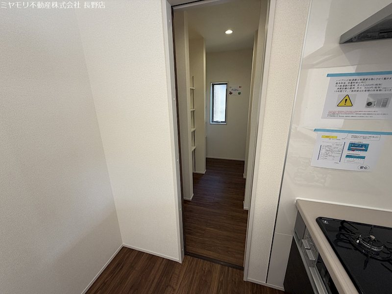 長野市丹波島第３　新築戸建２ 内観写真（収納）