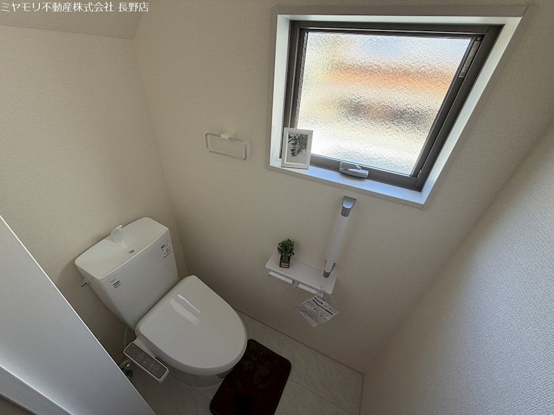 長野市丹波島第３　新築戸建３ 内観写真（トイレ）