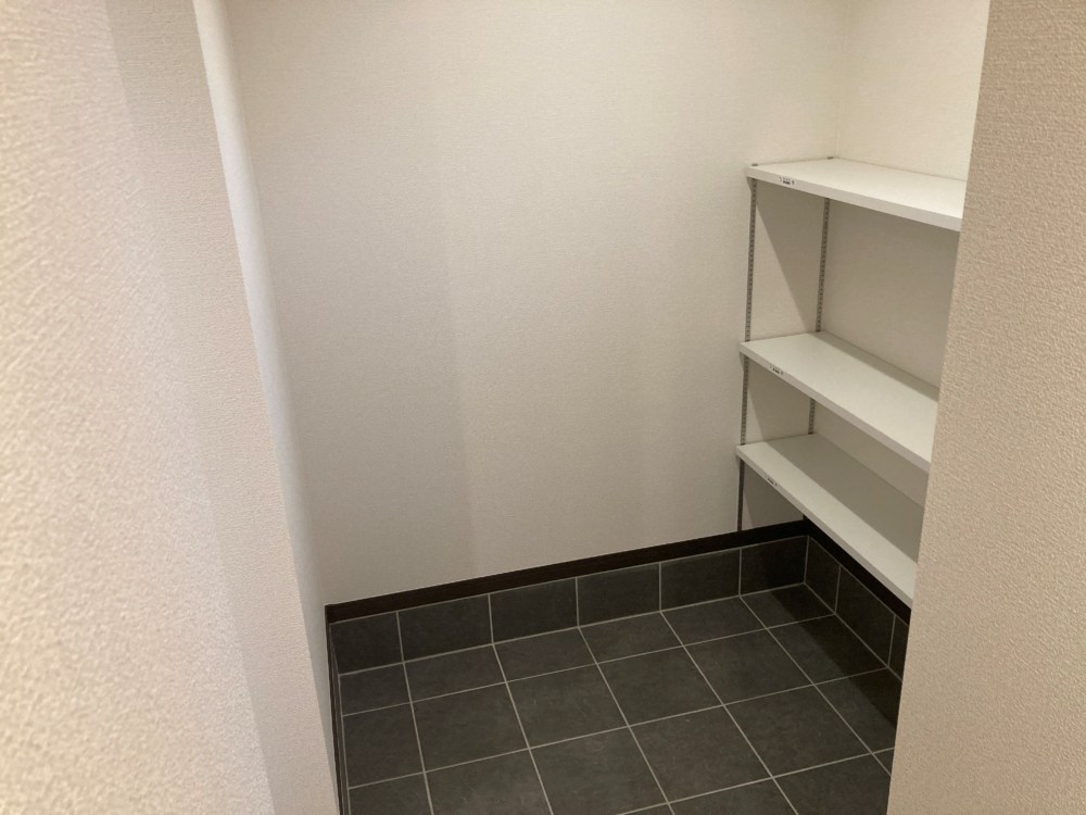 栃木県那須塩原市下永田６丁目1224‐22 内観写真（収納）