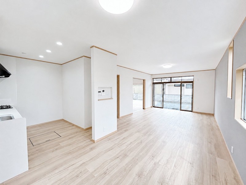 【【中古住宅】】宇都宮市不動前３　戸建て 内観写真（リビング）