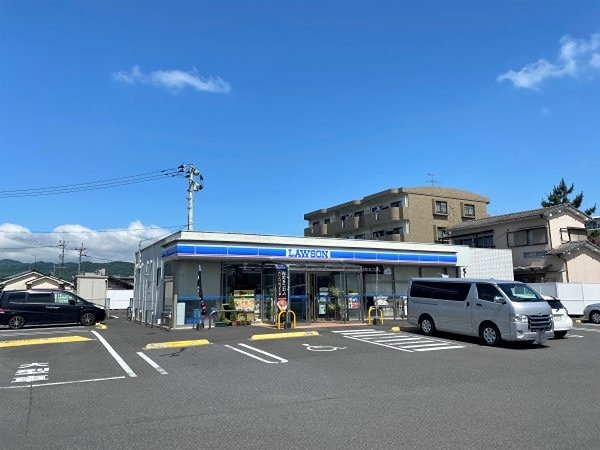 鹿児島県鹿児島市谷山中央２丁目 コンビニ