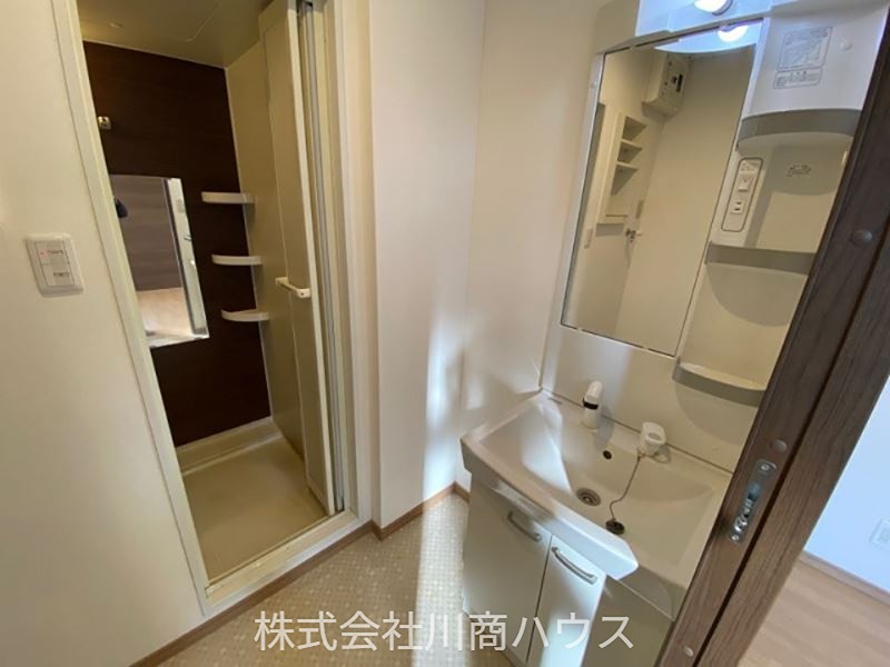 鹿児島県鹿児島市清水町 内観写真（洗面台・洗面所）