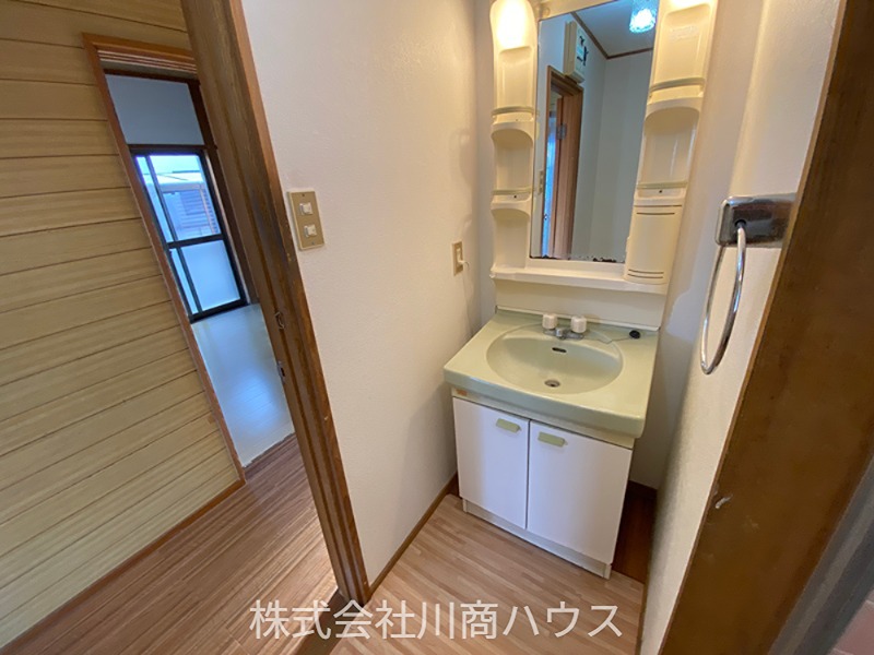 鹿児島県鹿児島市西陵５丁目 内観写真（洗面台・洗面所）