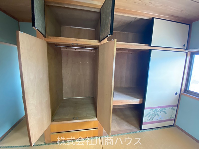 鹿児島県鹿児島市伊敷台６丁目 内観写真（収納）
