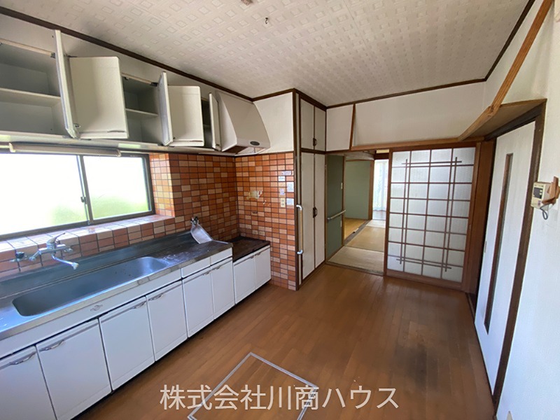 鹿児島県鹿児島市伊敷台６丁目 内観写真（キッチン）
