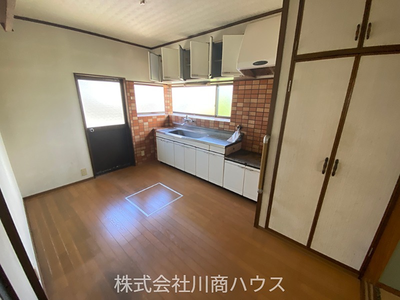 鹿児島県鹿児島市伊敷台６丁目 内観写真（キッチン）