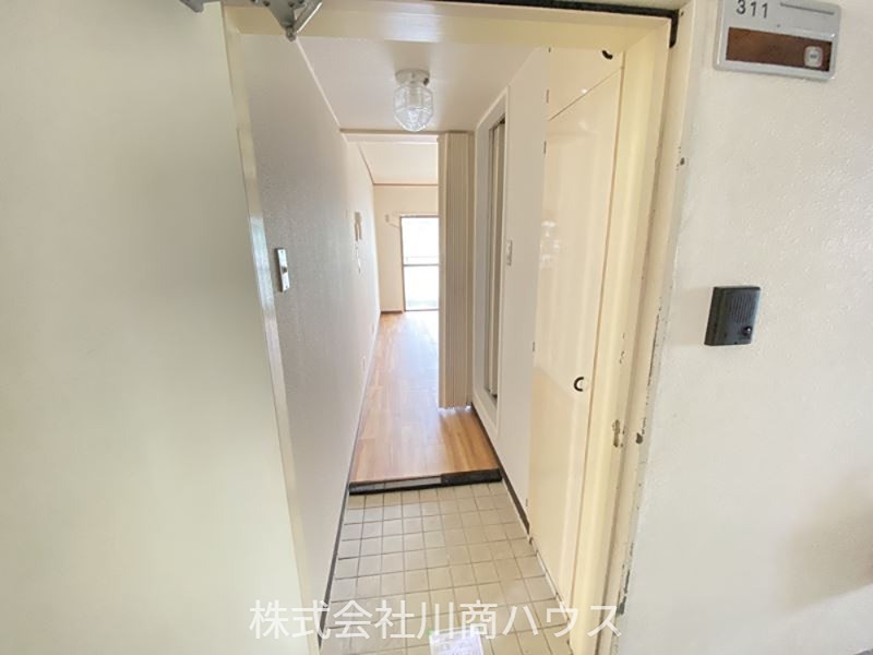 グローバル城山　 現地写真（玄関）