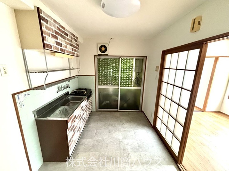 鹿児島県鹿児島市新照院町 内観写真（キッチン）