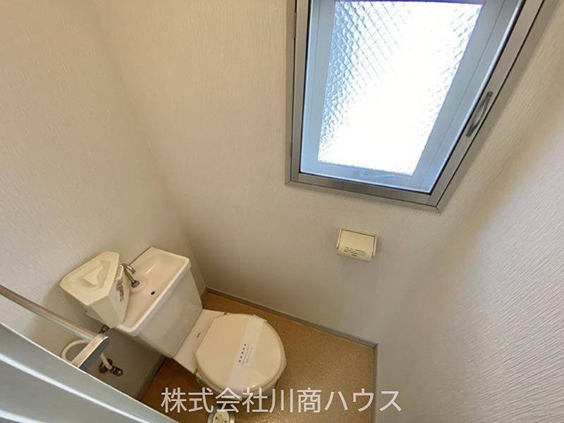 鹿児島県鹿児島市新屋敷町 内観写真（トイレ）