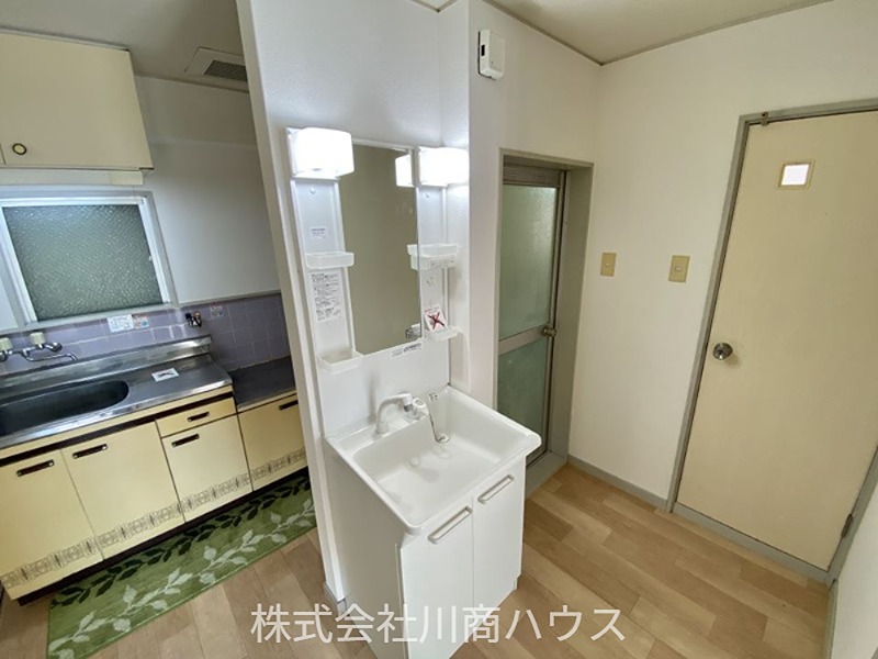 鹿児島県鹿児島市新屋敷町 内観写真（洗面台・洗面所）