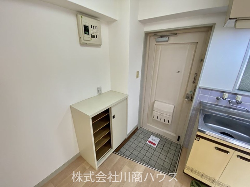 鹿児島県鹿児島市新屋敷町 現地写真（玄関）