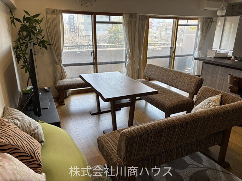 トーカンマンション高見橋第35 内観写真（リビング）