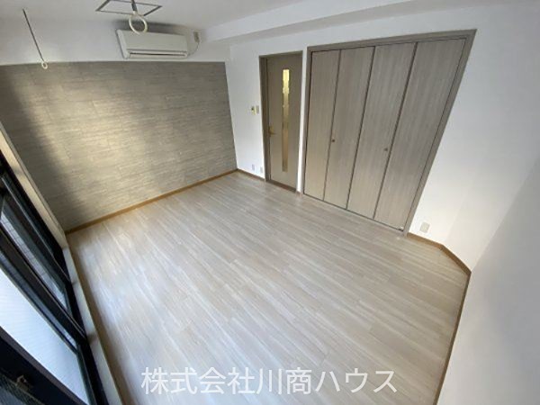 鹿児島県鹿児島市下荒田３丁目 内観写真（リビング）