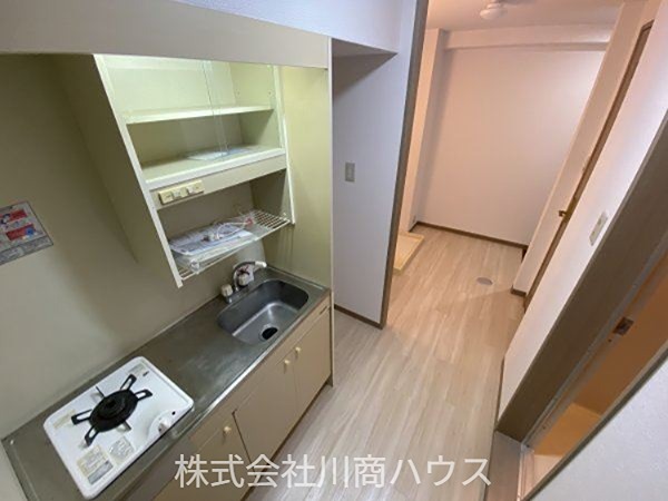 鹿児島県鹿児島市下荒田３丁目 内観写真（キッチン）