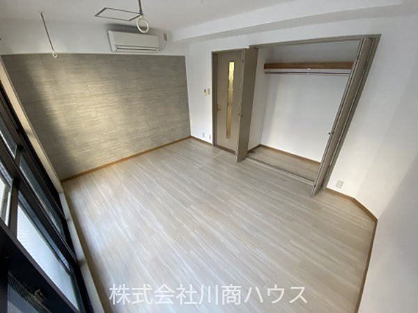 鹿児島県鹿児島市下荒田３丁目 内観写真（リビング）
