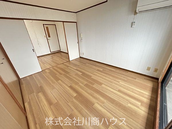 鹿児島県鹿児島市荒田２丁目 内観写真（リビング以外の居室）