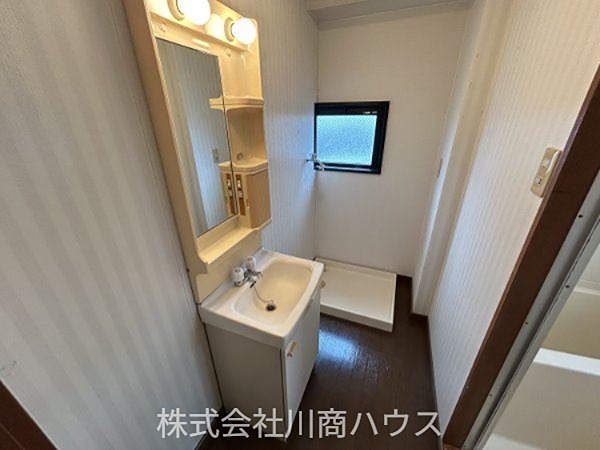 鹿児島県鹿児島市荒田２丁目 内観写真（洗面台・洗面所）