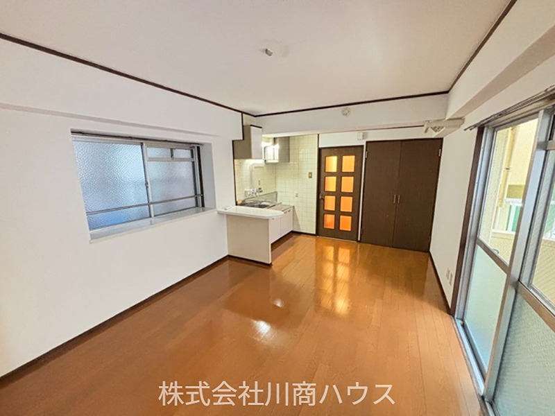 鹿児島県鹿児島市加治屋町 内観写真（リビング）