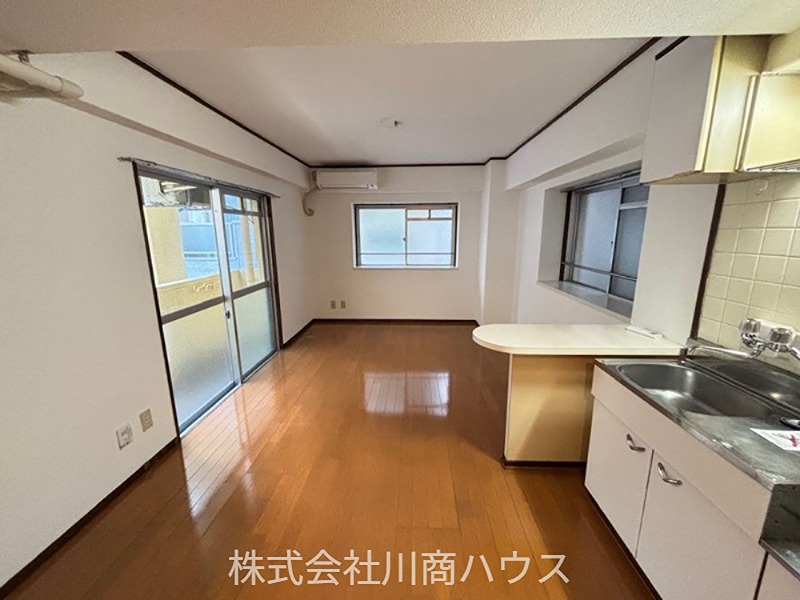 鹿児島県鹿児島市加治屋町 内観写真（リビング）
