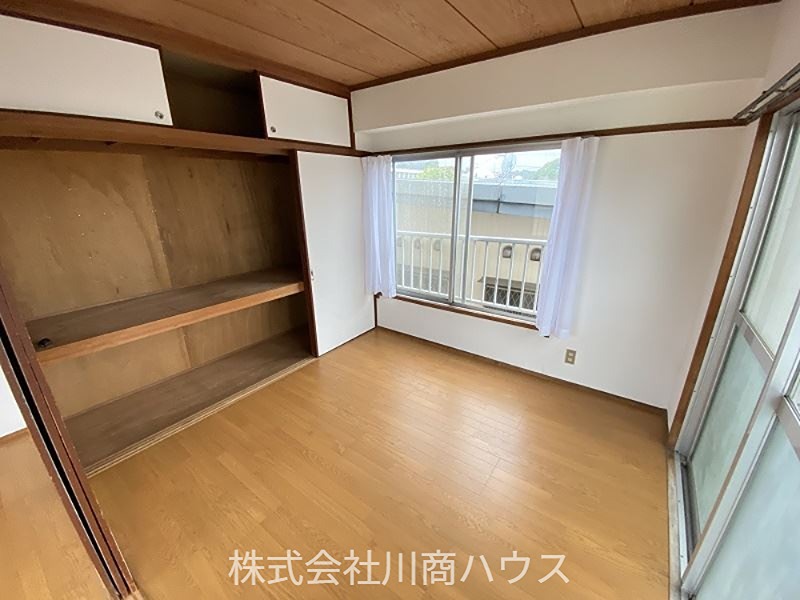 鹿児島県鹿児島市薬師１丁目 内観写真（リビング以外の居室）