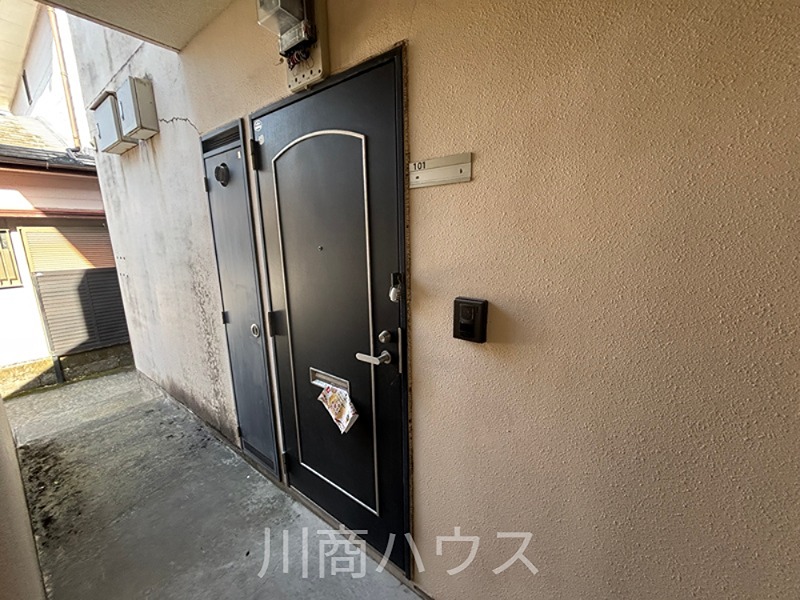 鹿児島県鹿児島市上竜尾町49-20 現地写真（玄関）