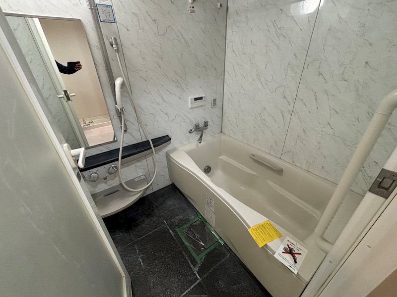 サーパス加治屋705号 内観写真（浴室）