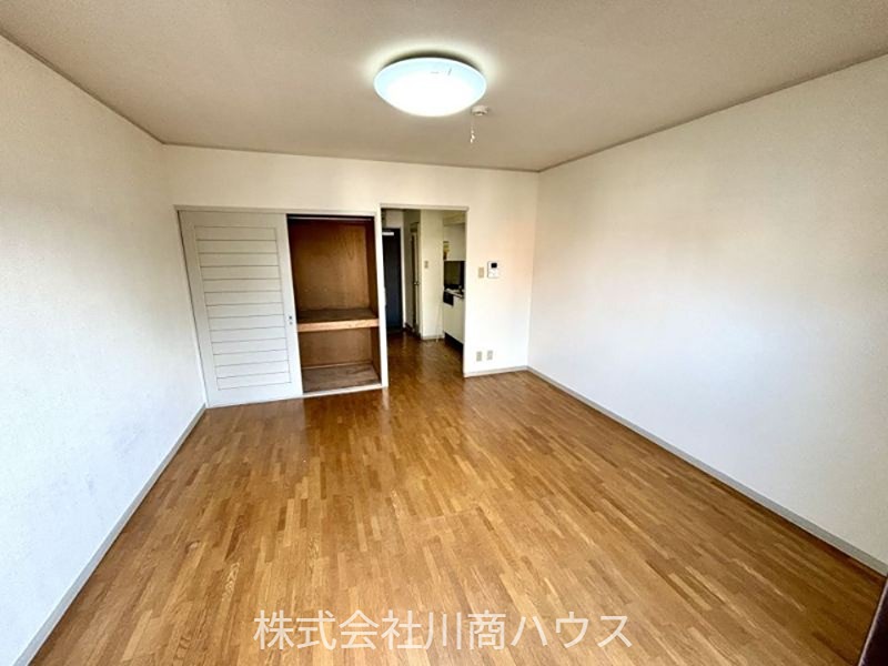 BASIC城山 内観写真（リビング）