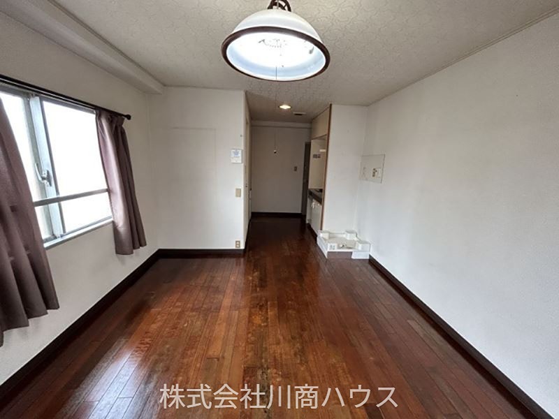 トーカンマンション山下町 内観写真（リビング）