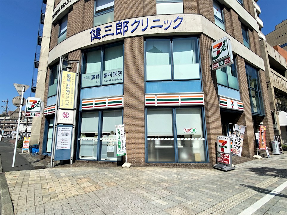 トーカンマンション山下町 コンビニ