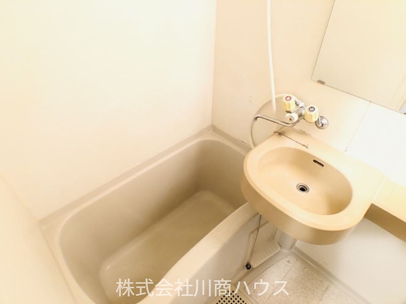 トーカンキャステール鹿児島駅前 内観写真（浴室）