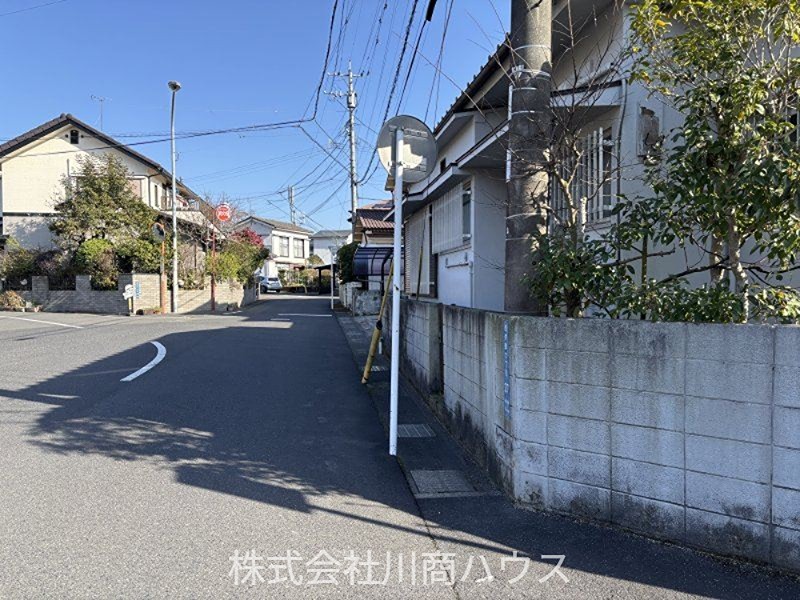 西伊敷6丁目27番地売土地 現地写真（前面道路含む現地写真）