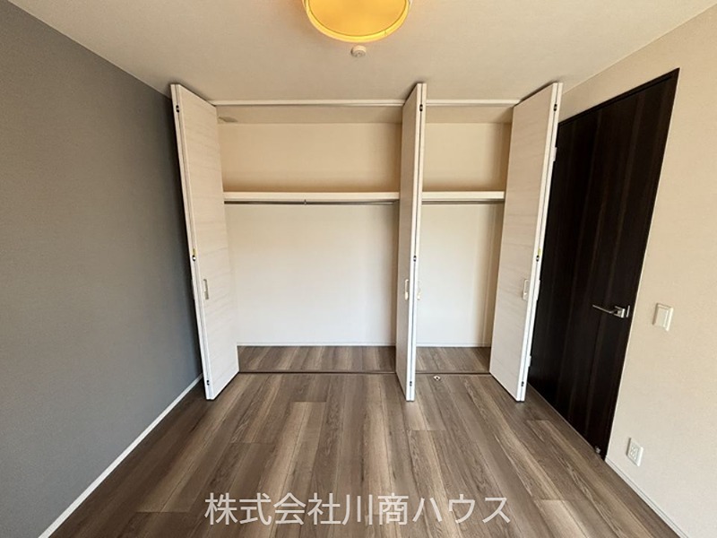 サーパス平田公園レジデンス 内観写真（収納）