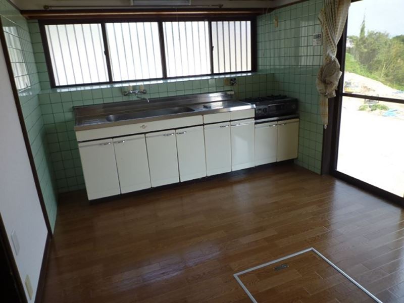 鹿児島県鹿児島市田上台３丁目 内観写真（キッチン）