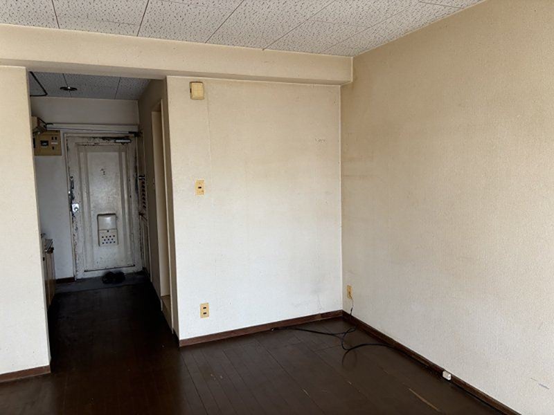 城西マンション 現地写真（玄関）