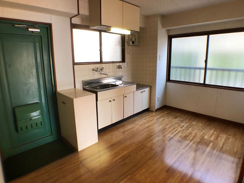 鹿児島県鹿児島市新屋敷町 内観写真（キッチン）