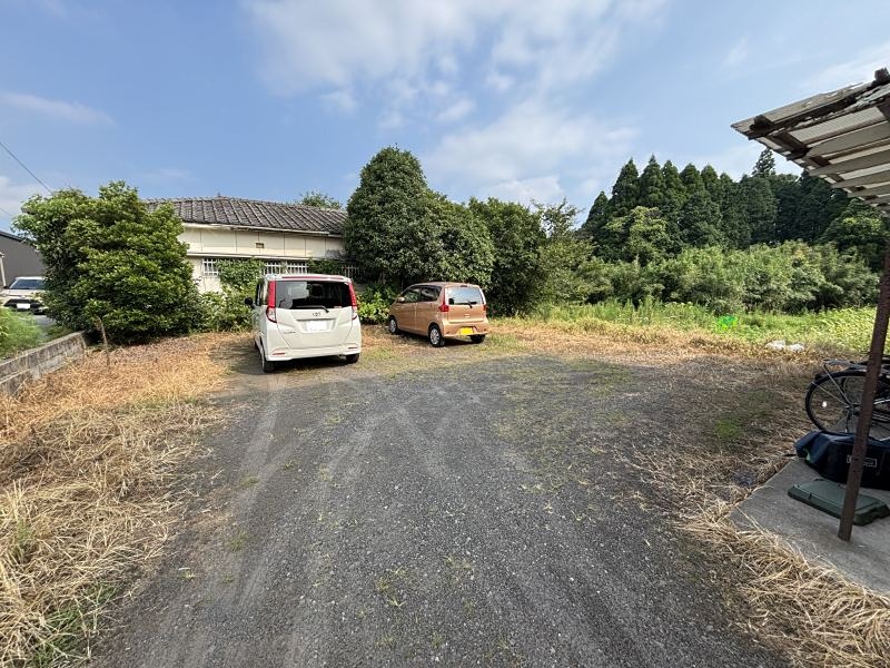 本名町貸家 現地写真（駐車場）