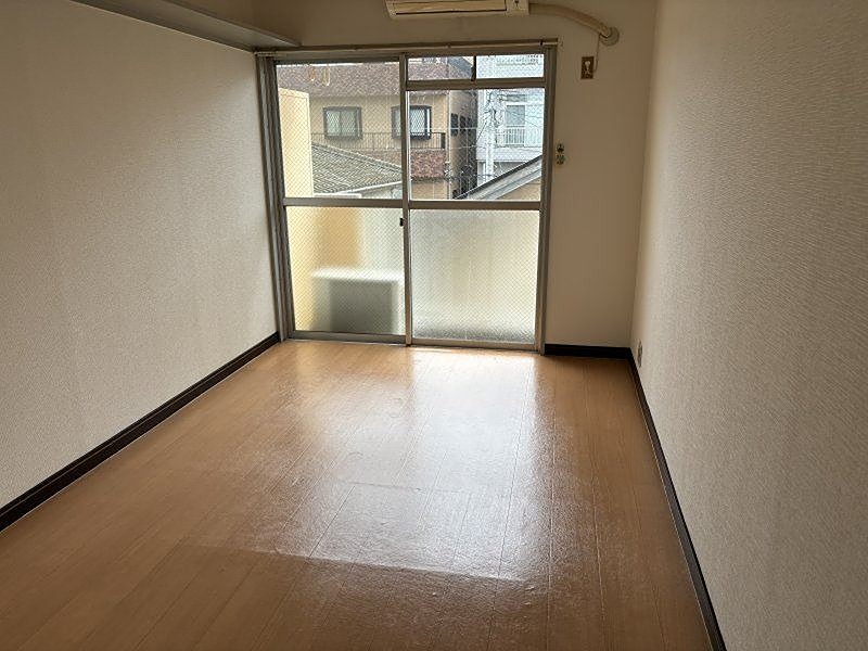 鹿児島県鹿児島市真砂本町 内観写真（リビング）