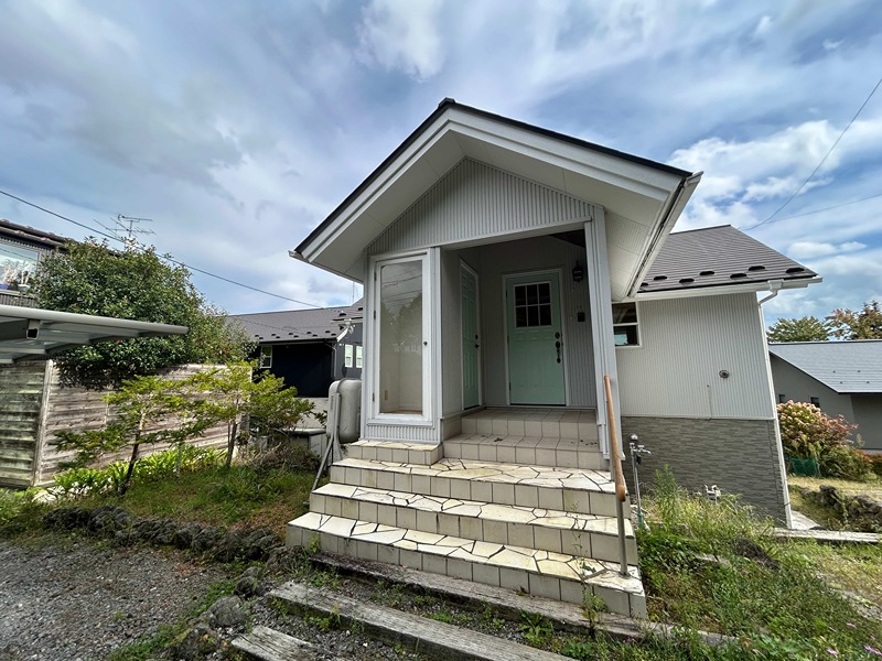 長野県北佐久郡軽井沢町長倉 現地写真
