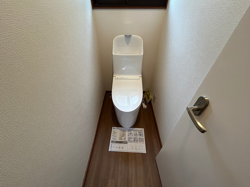長野県北佐久郡軽井沢町長倉 内観写真（トイレ）