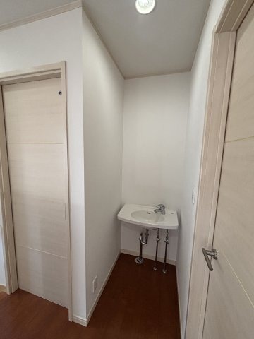彦根市野良田町中古戸建 現地写真（玄関）