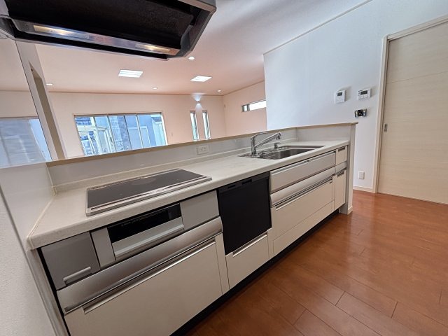彦根市野良田町中古戸建 内観写真（キッチン）