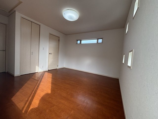 彦根市野良田町中古戸建 内観写真（リビング）