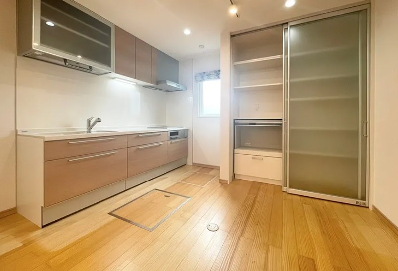 彦根市野瀬町中古戸建 内観写真（キッチン）