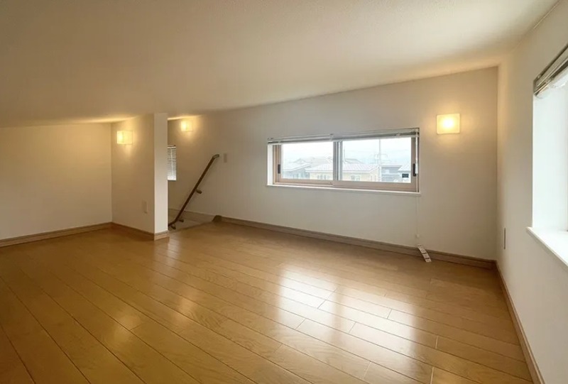 彦根市野瀬町中古戸建 内観写真（リビング以外の居室）