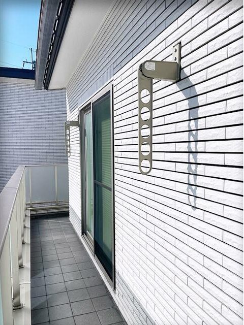 彦根市川瀬馬場町中古戸建 現地写真（バルコニー）