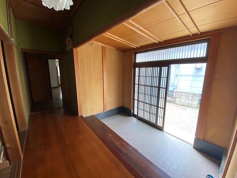 彦根市小泉町中古戸建 内観写真（リビング以外の居室）